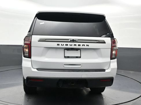 Used 2021 Chevrolet Suburban Z71 w/ Rear Media and Nav Package AWD/4WD image 4