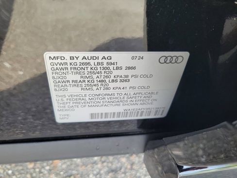 Certified 2024 Audi Q5 e Premium Plus w/ Premium Plus Package image 32