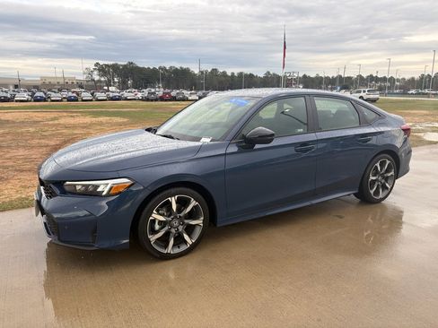 Certified 2026 Honda Civic Sport Touring image 4