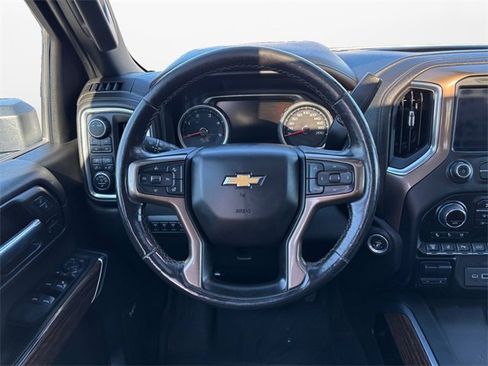 Used 2022 Chevrolet Silverado 3500 High Country image 12
