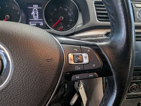 Used 2016 Volkswagen Passat 1.8T SE image 16