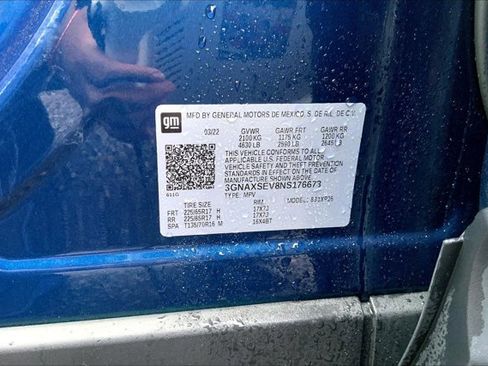 Used 2022 Chevrolet Equinox LS image 32