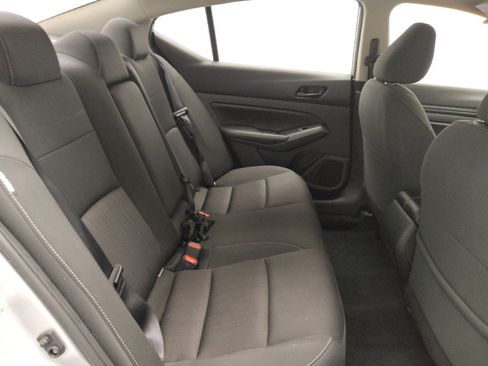 Used 2024 Nissan Altima 2.5 SV image 19