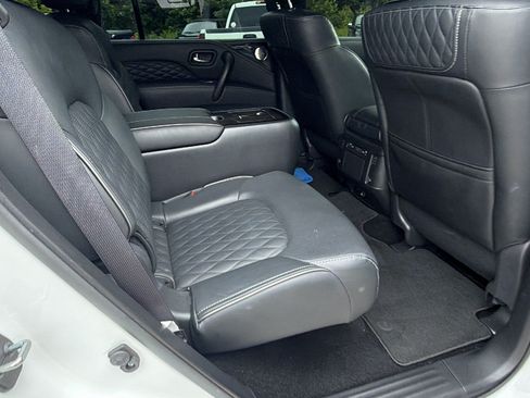 Used 2024 INFINITI QX80 Sensory AWD/4WD image 21