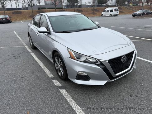 Used 2020 Nissan Altima 2.5 S image 3