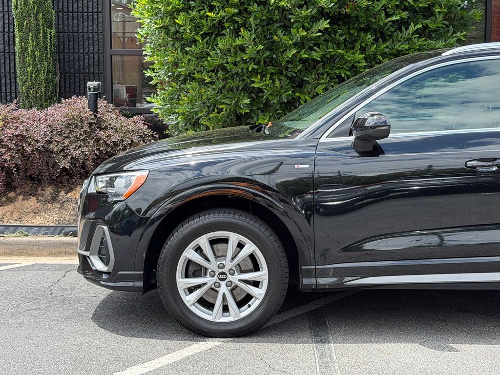 Used 2021 Audi Q3 2.0T Premium w/ Convenience Package AWD/4WD image 10