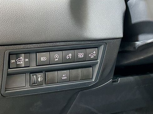 New 2026 Toyota Tundra Limited AWD/4WD image 11