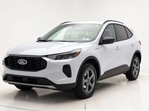 New 2026 Ford Escape ST-Line w/ Tech Pack #1 image 2