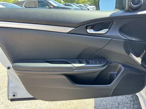 Used 2020 Honda Civic Sport image 17