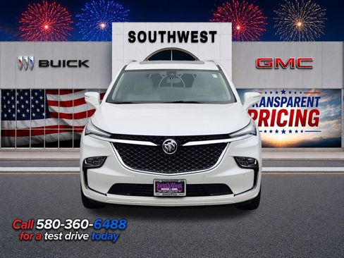 Used 2023 Buick Enclave Avenir w/ Avenir Technology Package FWD image 6