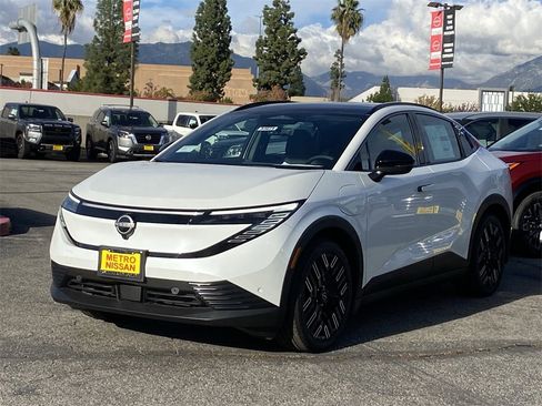 New 2026 Nissan Leaf Platinum+ w/ Cargo Package (Platinum+) image 4