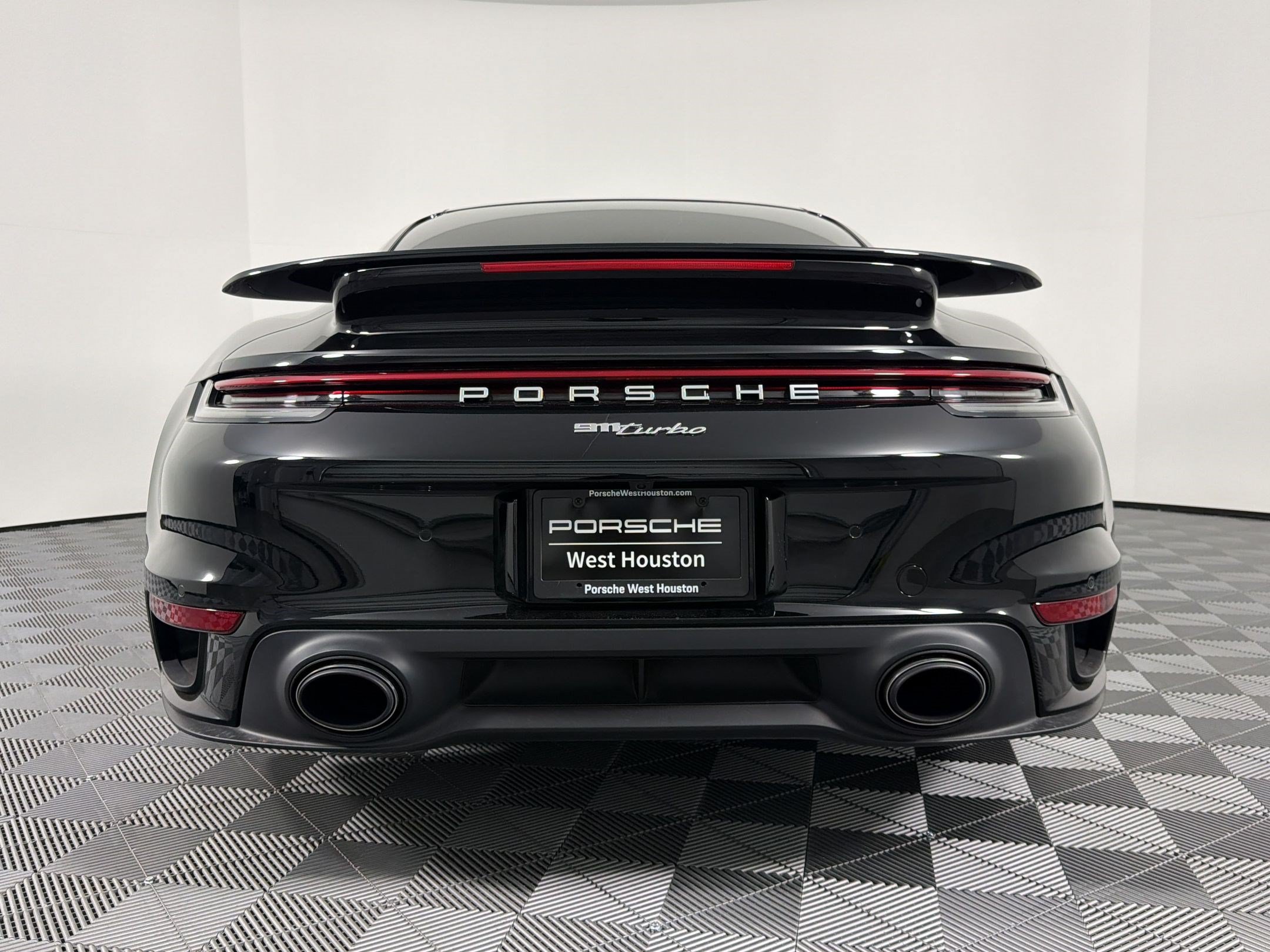 Certified 2022 Porsche 911 Turbo AWD/4WD image 10