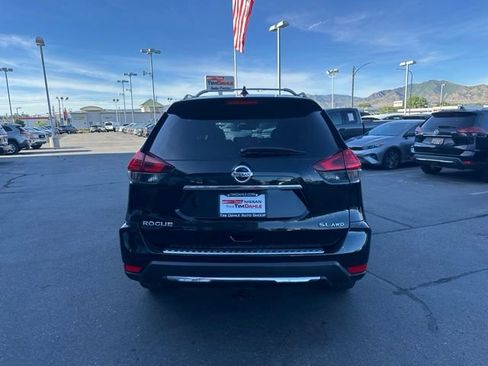 Used 2017 Nissan Rogue Platinum AWD/4WD image 10