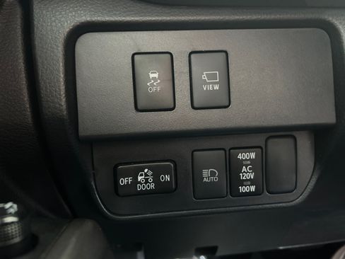 Used 2023 Toyota Tacoma Limited RWD image 21