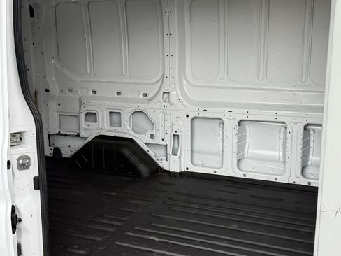 Used 2022 Ford Transit 350 Medium Roof RWD image 22