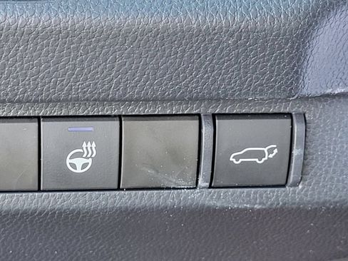 Used 2023 Toyota RAV4 XLE Premium AWD/4WD image 16