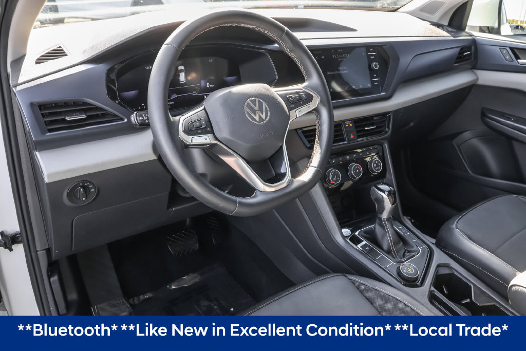 Used 2023 Volkswagen Taos SE w/ Panoramic Sunroof Package AWD/4WD image 5