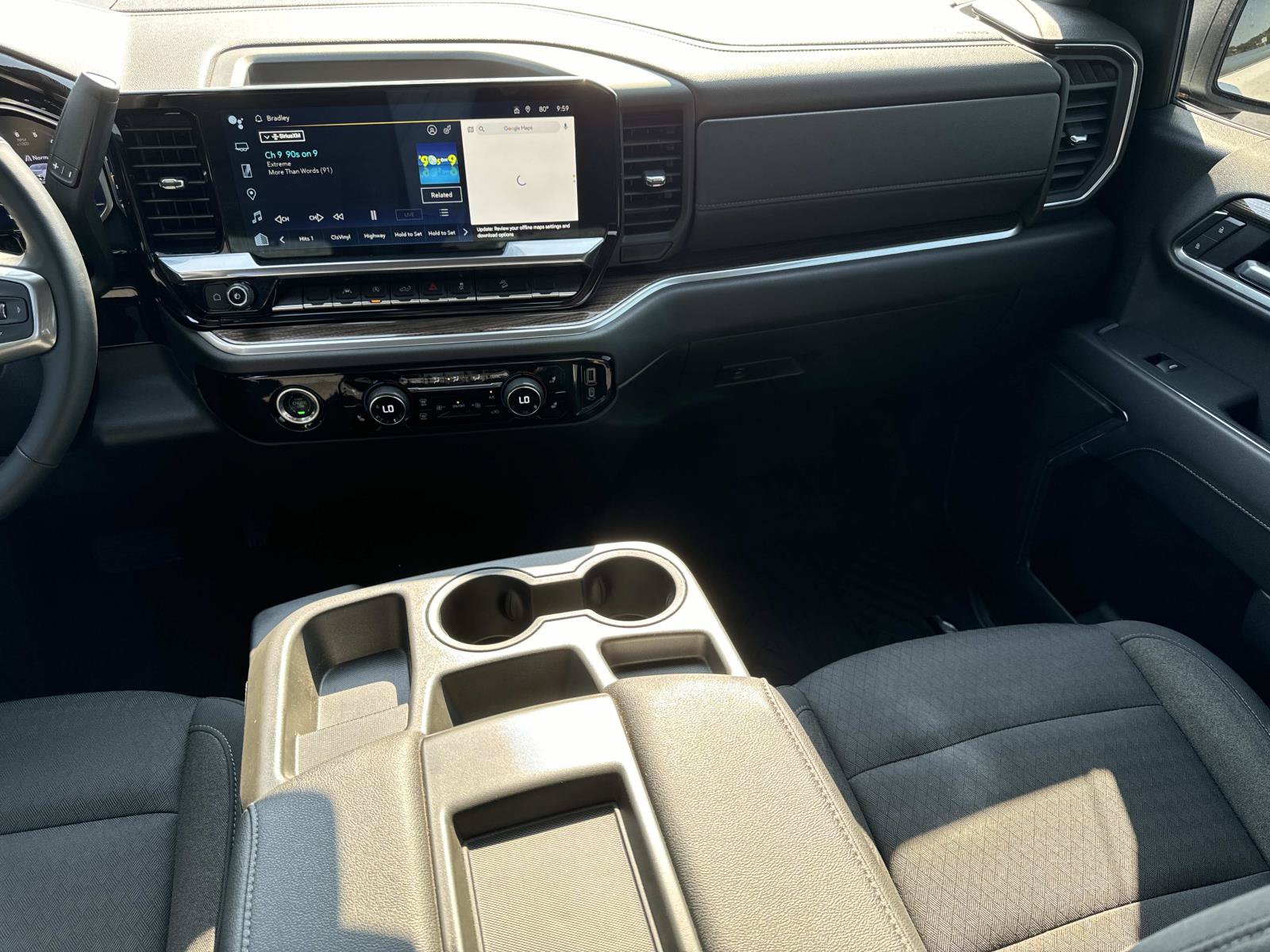 Used 2023 Chevrolet Silverado 1500 RST AWD/4WD image 16