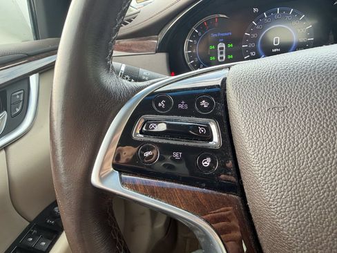 Used 2016 Cadillac XTS Premium FWD image 23