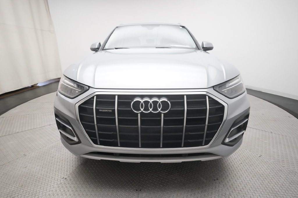 Used 2023 Audi Q5 2.0T Premium AWD/4WD image 2