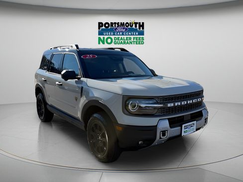 Used 2025 Ford Bronco Sport Badlands AWD/4WD image 1