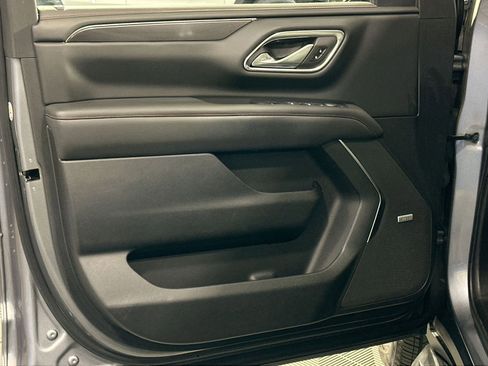 Used 2021 Chevrolet Suburban RST image 14