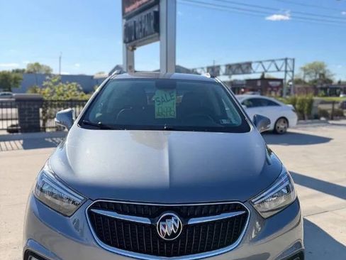 Used 2019 Buick Encore Sport Touring AWD/4WD image 2