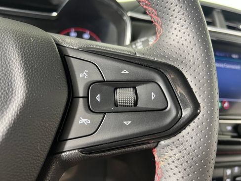 Used 2023 Chevrolet TrailBlazer RS w/ Convenience Package FWD image 21