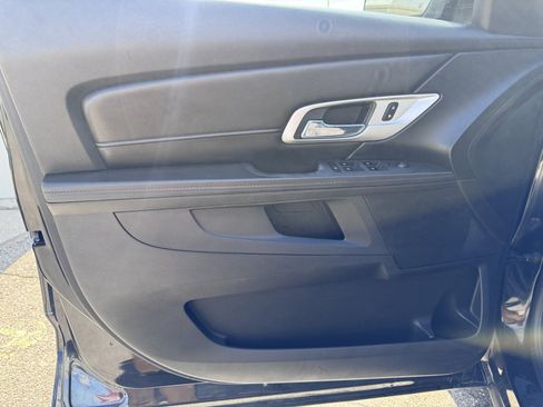 Used 2013 GMC Terrain SLE FWD image 12