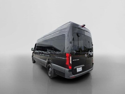 New 2026 Mercedes-Benz Sprinter 2500 image 3
