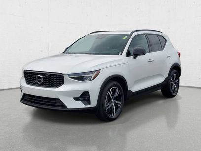 Used 2023 Volvo XC40 B5 Plus