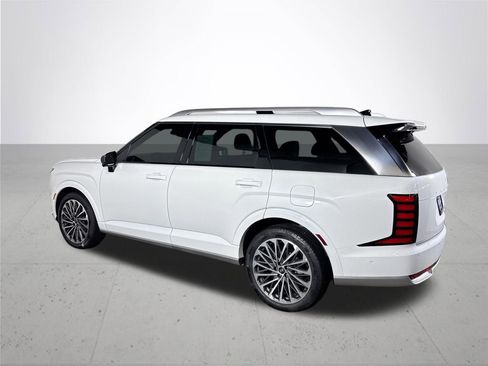 Used 2026 Hyundai Palisade Calligraphy image 8
