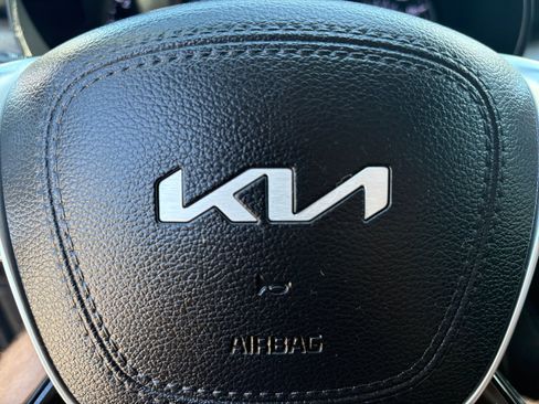 Used 2022 Kia Telluride EX w/ EX Premium Package AWD/4WD image 23