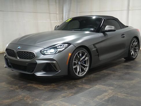 Used 2021 BMW Z4 M40i w/ Executive Package image 2