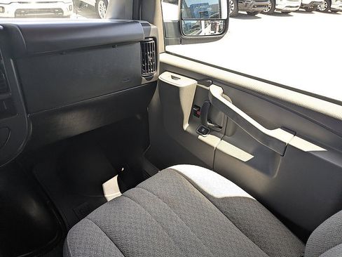 Certified 2024 Chevrolet Express 3500 LT w/ LT Preferred Equipment Group RWD image 20