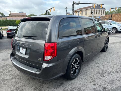 Used 2019 Dodge Grand Caravan GT FWD image 6