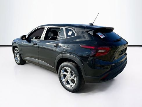 New 2026 Chevrolet Trax LS w/ LS Convenience Package image 8