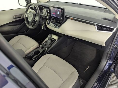 Used 2022 Toyota Corolla LE w/ Carpet Mat Package (TMS) image 35