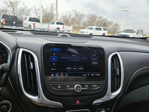 Used 2020 Chevrolet Equinox Premier image 13