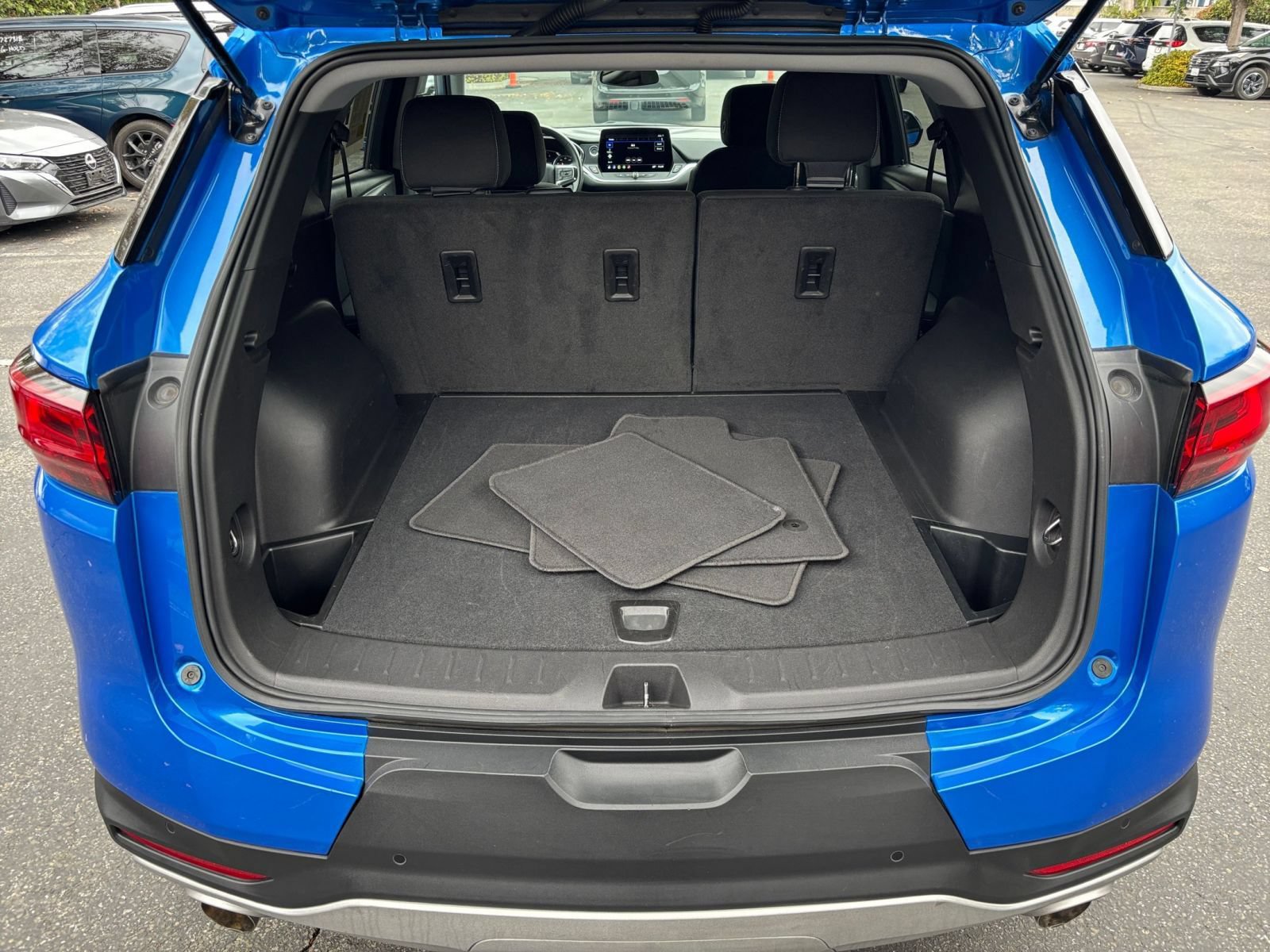 Used 2026 Chevrolet Blazer LT FWD image 31