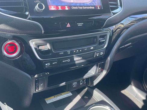 Certified 2023 Honda Ridgeline Black Edition image 30