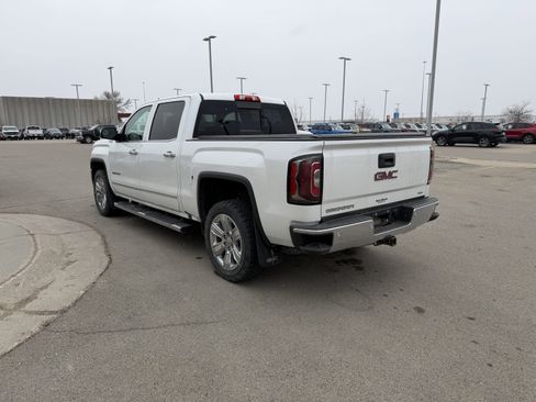 Used 2018 GMC Sierra 1500 SLT image 3