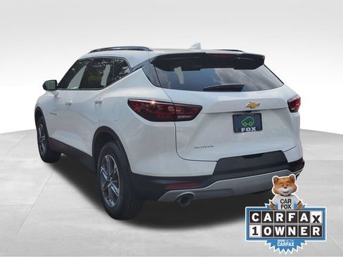 Used 2024 Chevrolet Blazer LT w/ Convenience Package FWD image 3