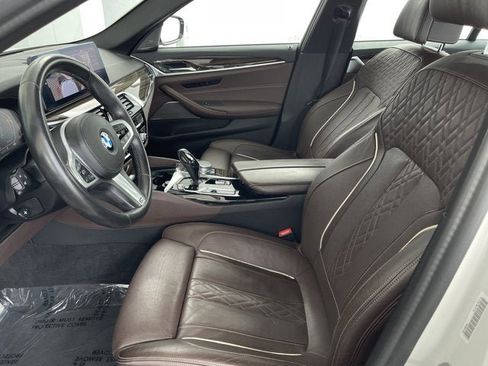 Used 2021 BMW 540i image 14