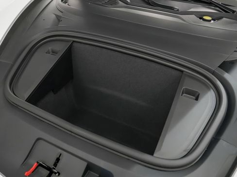 Certified 2025 Porsche Taycan AWD/4WD image 15