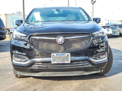 Used 2021 Buick Enclave Essence w/ Sport Touring Edition image 4
