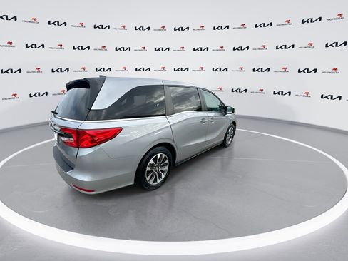Used 2023 Honda Odyssey EX-L image 8
