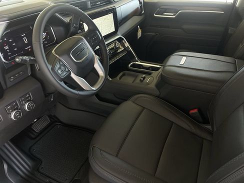 New 2026 GMC Sierra 3500 Denali AWD/4WD image 10