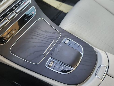 Used 2023 Mercedes-Benz E 350 Sedan image 19