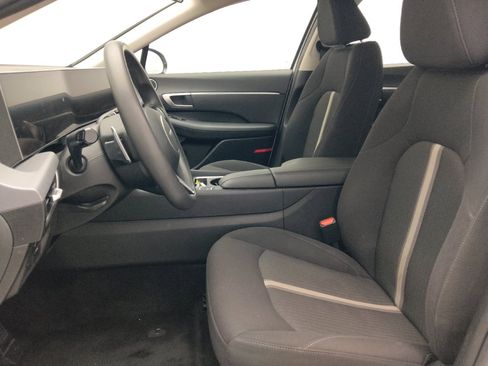 Used 2025 Hyundai Sonata SEL FWD image 17